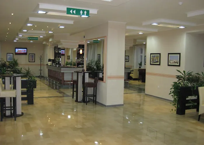 Hotel Leotar