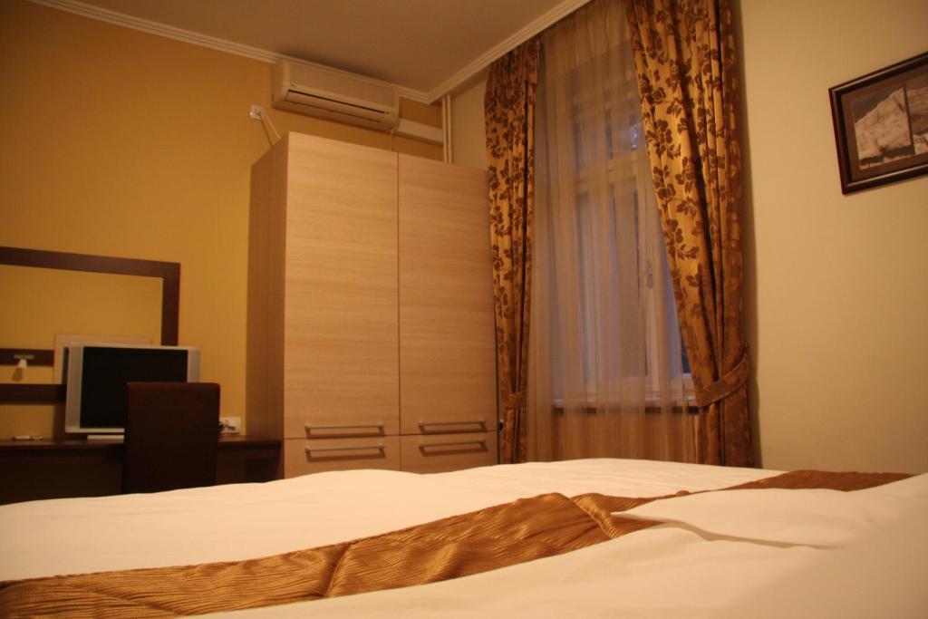 Hotel Leotar