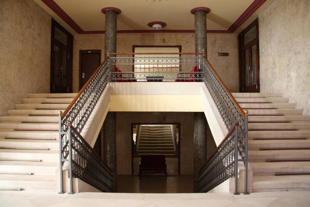 Leotar Hotel 4*